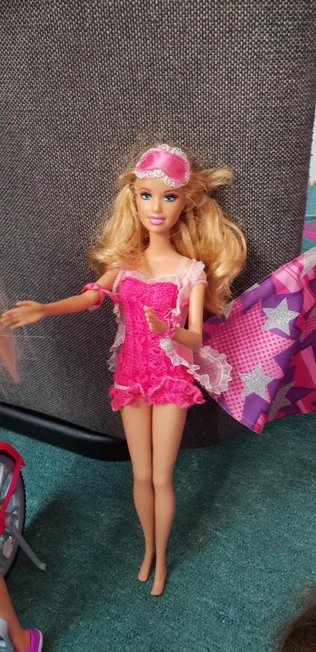 Barbie,