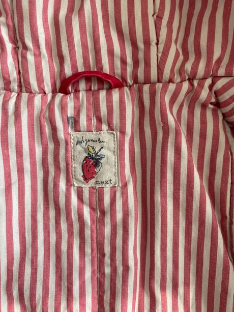 Prechodná bunda z jahodovej kolekcie, next,98