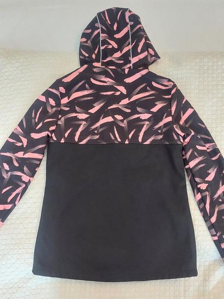 Dievčenská bunda, c&a,158