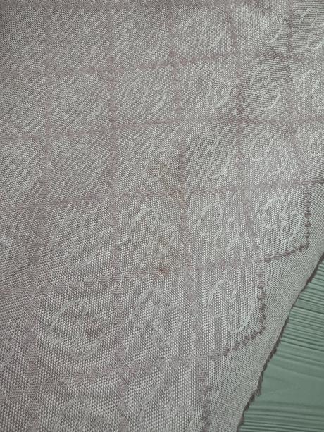 Gucci - hodvábny šál, 