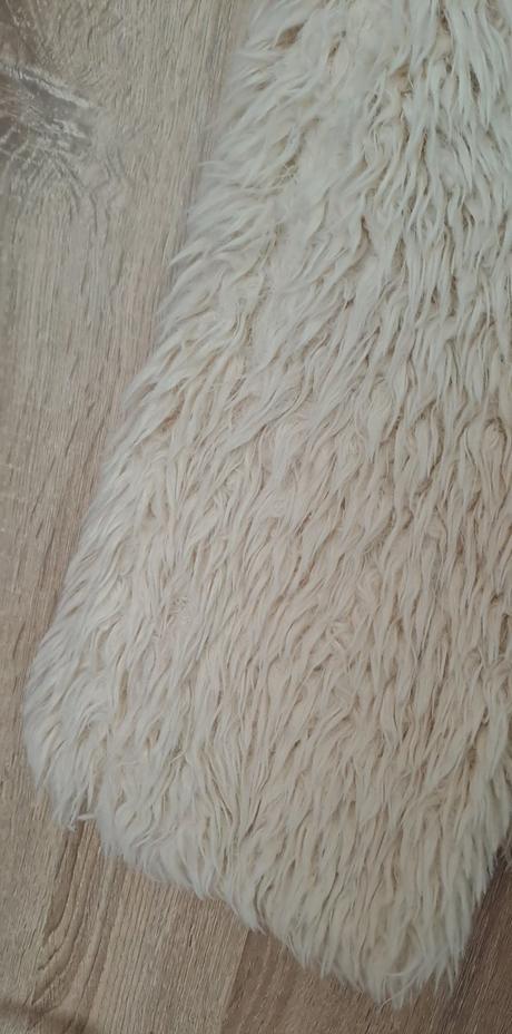 Béžová chlpatá vesta veľ.164/xs, xs