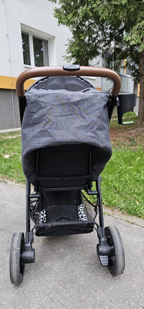 Predám kočík - buginu značky britax, britax,britax b-agile m