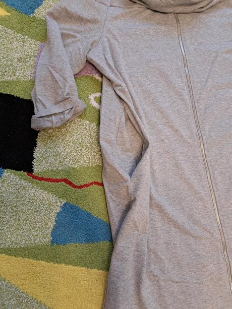 Oversize teplákové šaty,