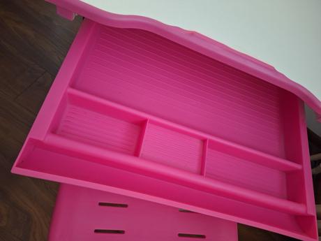 Rastúci stôl a stolička ružová,