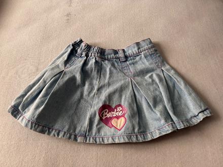 Sukňa barbie, 116