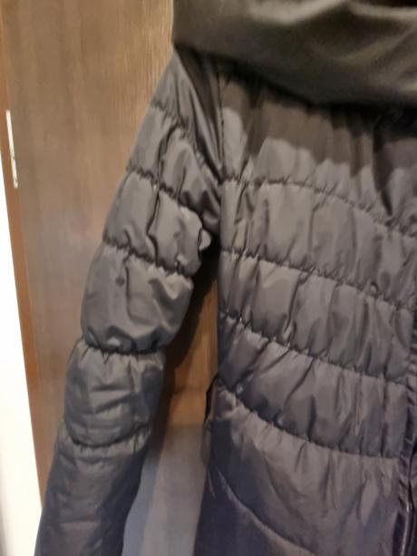 Dlhšia čierna bunda, m