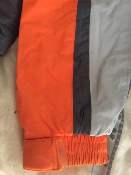 Lyžiarska vetrovka, 146