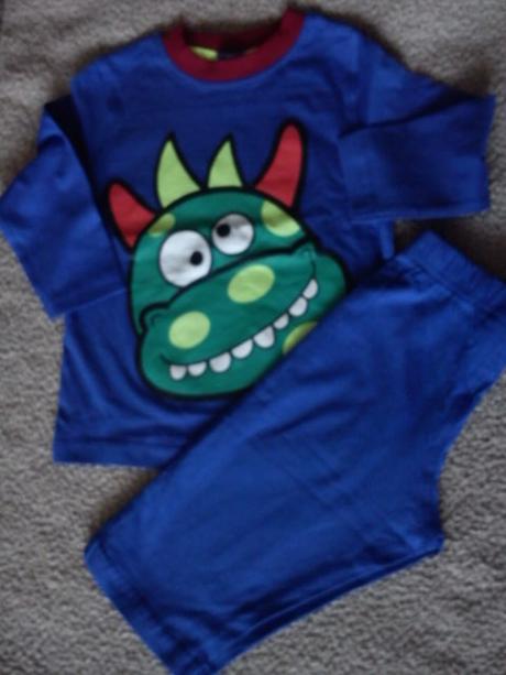 Pyžamo nenosené, next,80