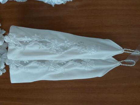 Saty na prve svate prijimanie, 128