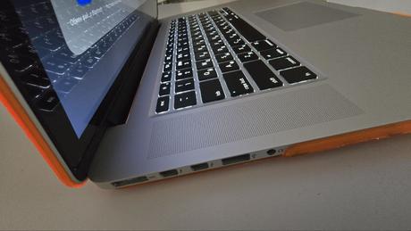 Macbook pro 15" 2015, nová batéria, 1tb, en/ru, apple
