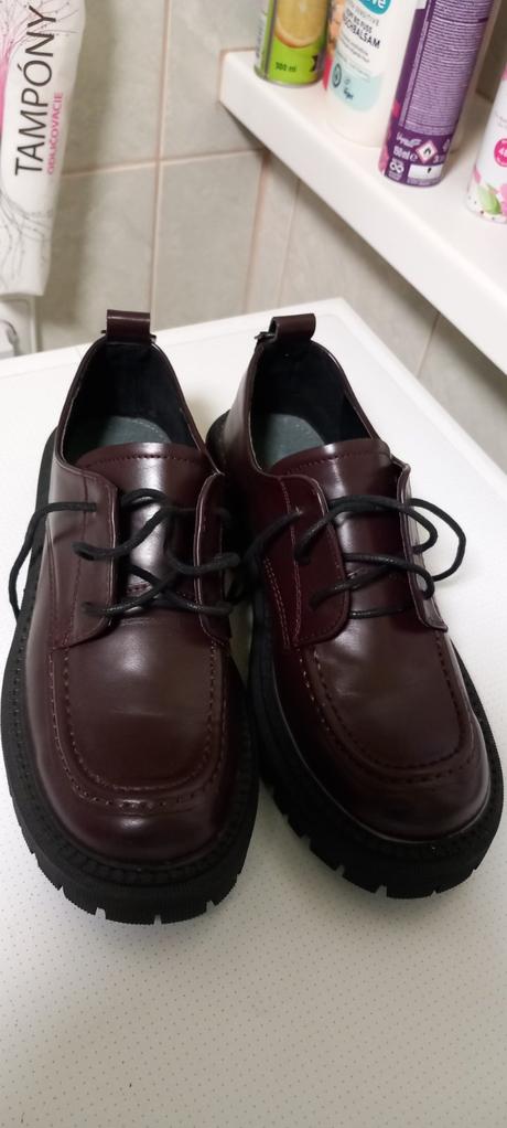 Kožené topánky, 38