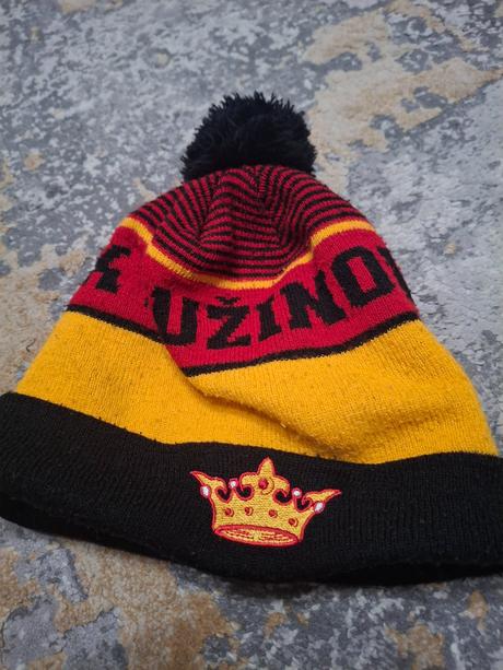 Zimná čiapka pre hokejistu,