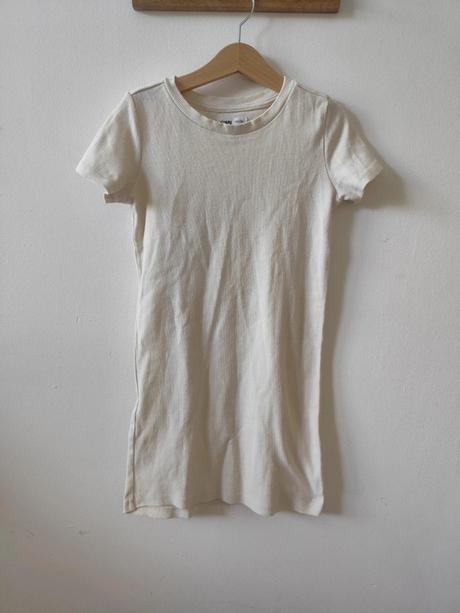 Elastické šaty, sinsay,134