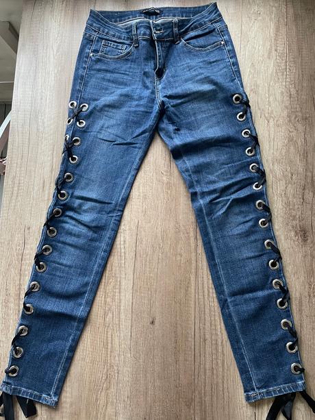 Krásne dámske rifle, m