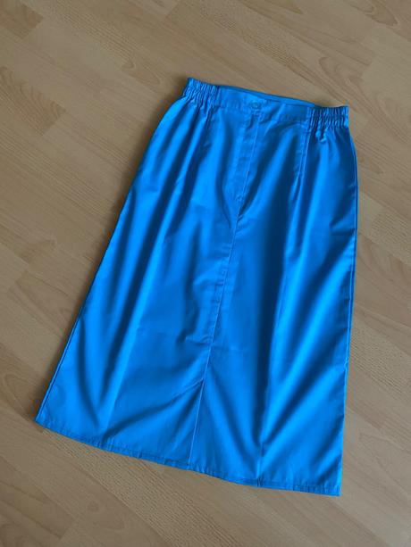 Zdravotnícka blúza a sukňa, s