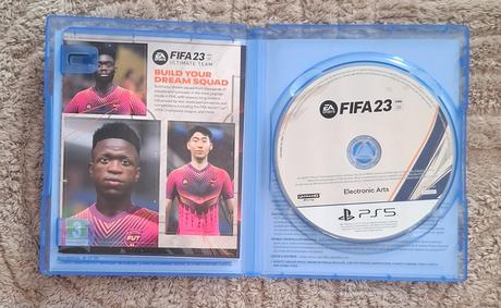 Fifa 23 futbalová hra na ps5,