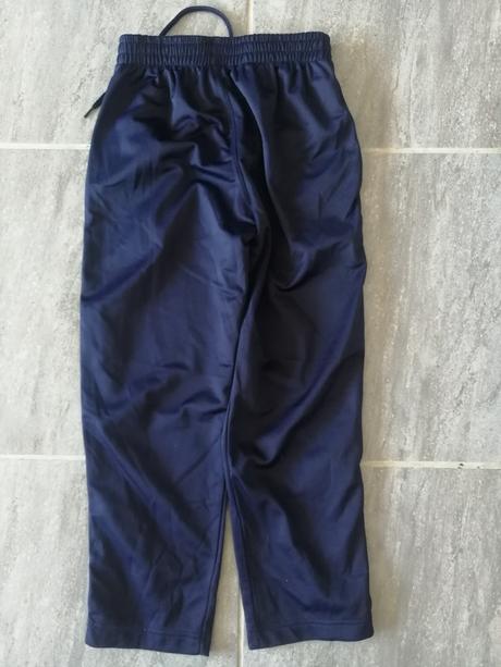 Tepláky givova v146-152, 11-12 r., 146