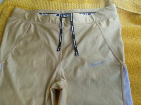 Legíny, nike,l