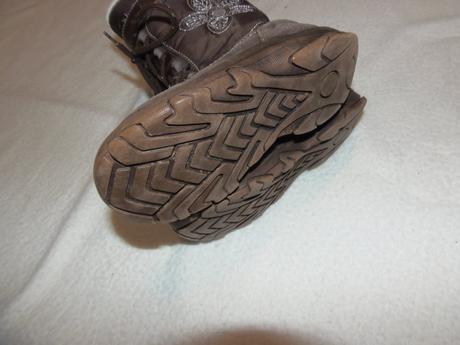 Čižmy baťa, baťa,28