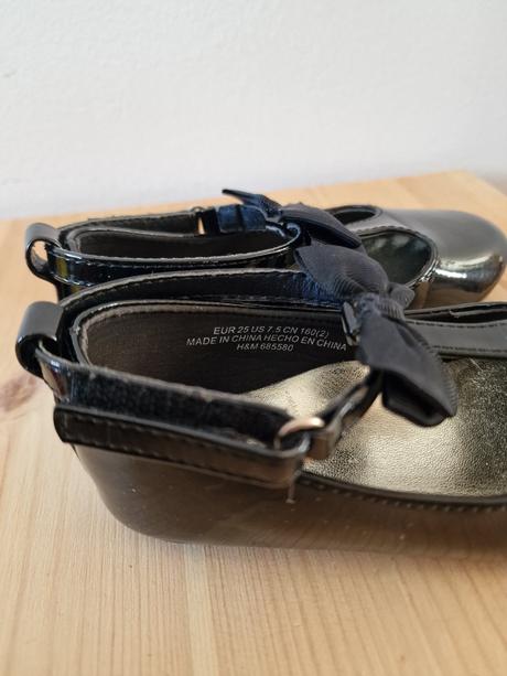 H&m lakované čierne sandálky s mašľou, veľ.25, h&m,25