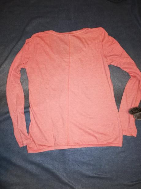 Broskyňové tričko s, s