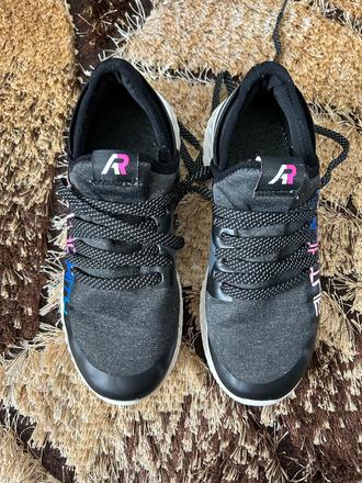 Tenisky authority, authority,37