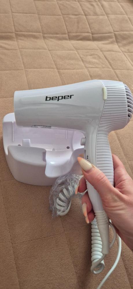 Závesný fén beper, 