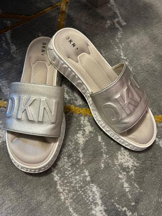 Šlapky, dkny,38