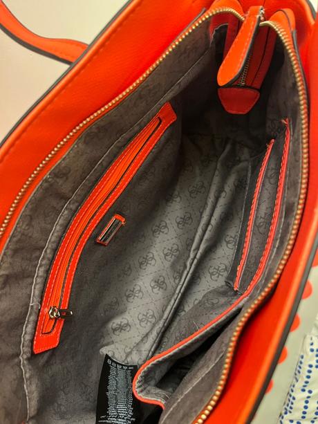 Guess kabelka, guess