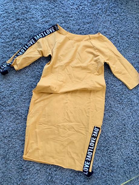 Teplakove saty s napisom, l / m