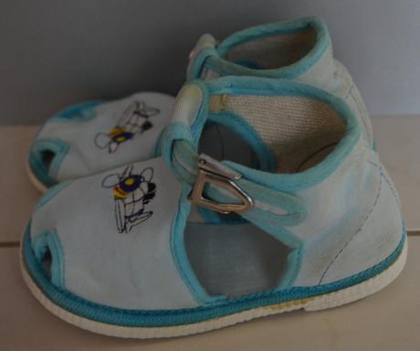 Modré papučky veľkosť 23 zn. béďa, beda,23