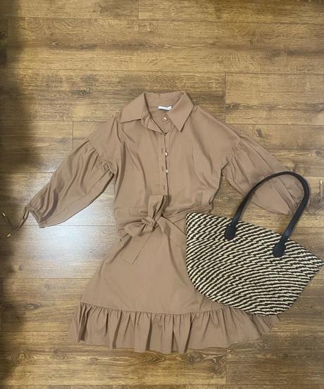 Košelové šaty amnesia, 