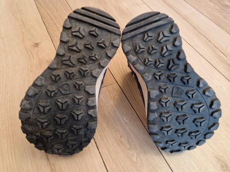 Quechua, turisticke topanky, velkost 26, quechua,26