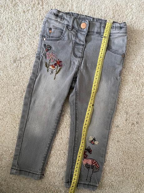 Rifle next s kvetinovou výšivkou, next,86