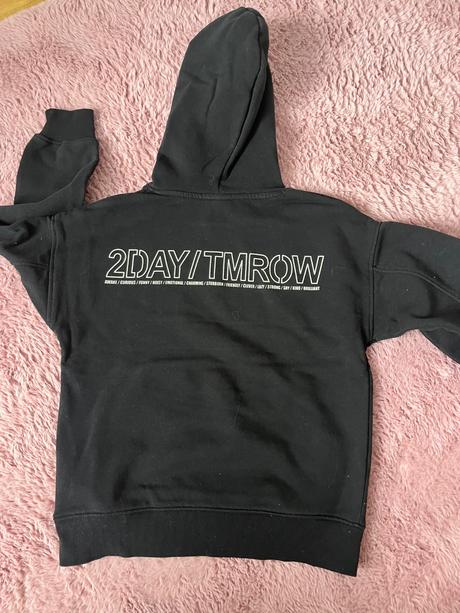 Čierna mikina, lindex,134