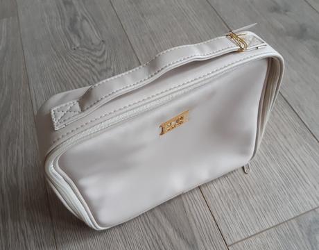 Kozmeticka taska escada, 