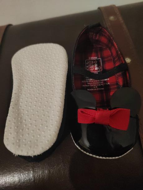 Capačky lakovky, tesco,19