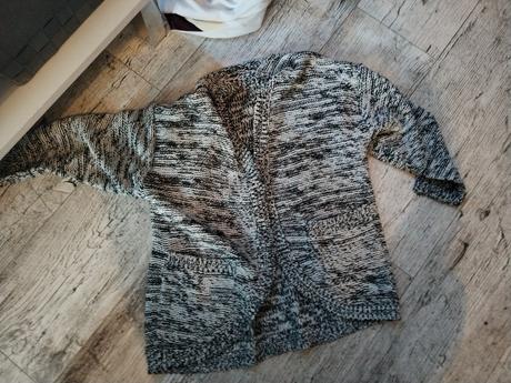 Kardigan, reserved,128