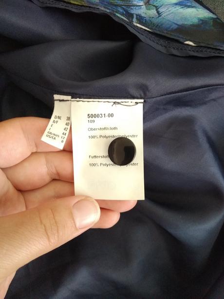 Slávnostné šaty, 38