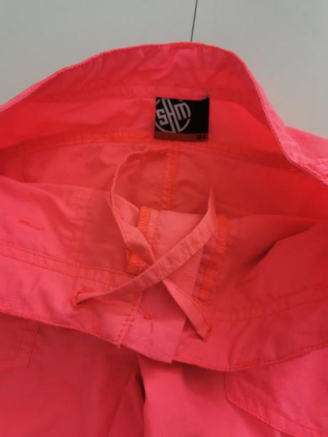 Sustiakove nohavice sam, s.a.m.,164