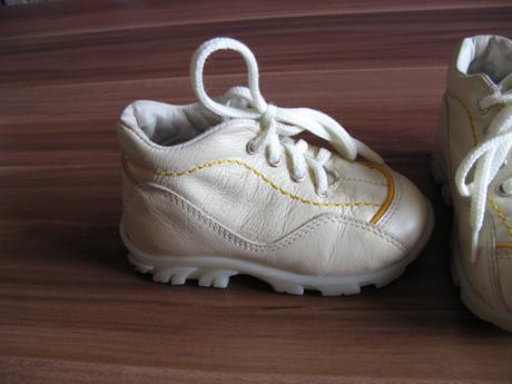 Chlapcenske topanky, 22