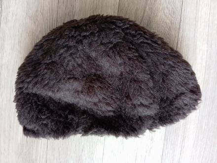 Stará tmavohnedá baranica čiapka, 