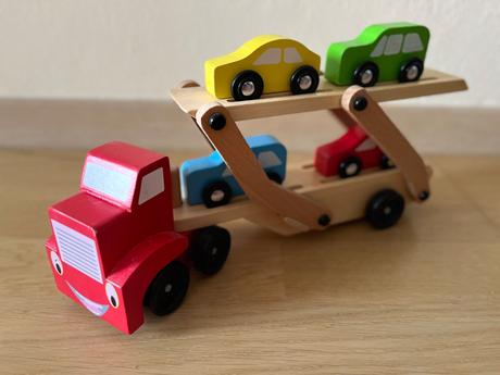 Kamión s autíčkami, 