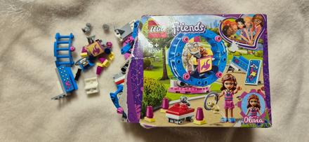 Lego friends-olivia a jej ihrisko so škrečkami, 