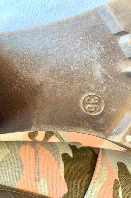 Členkové čižmy, 36