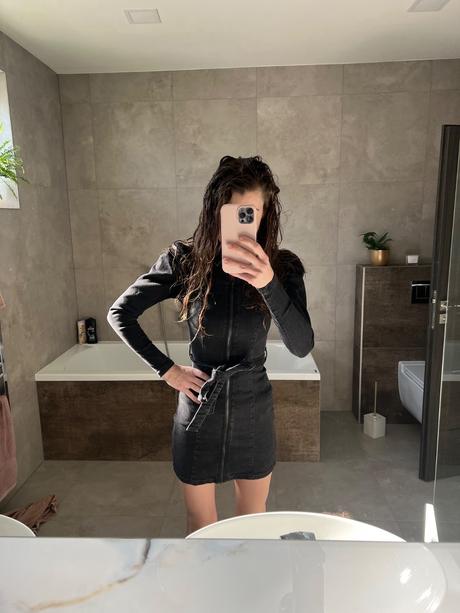 Krásne čierne riflové šaty bershka xxs, bershka,xs