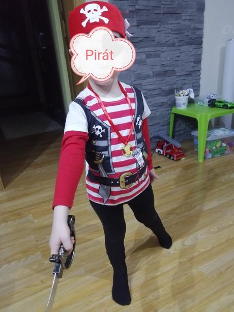 Karnevalovy kostým, 