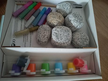 Maľovanie kameňov,