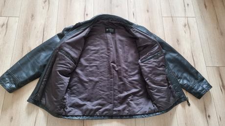 Kožená bunda, 54