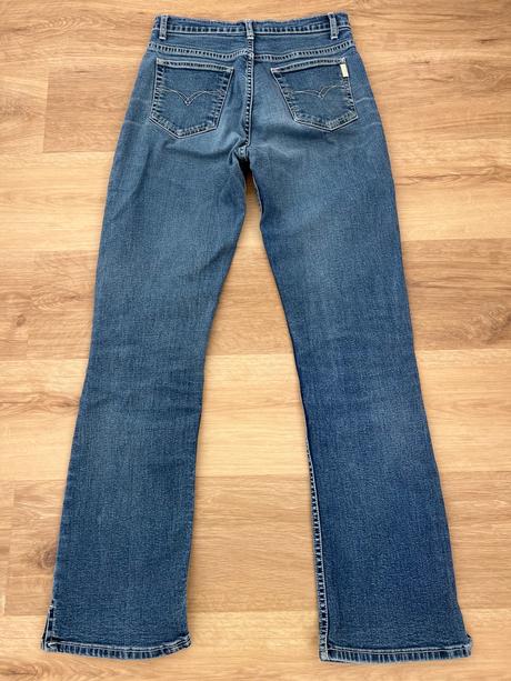 Bootcut rifle s vysokým pásom, s